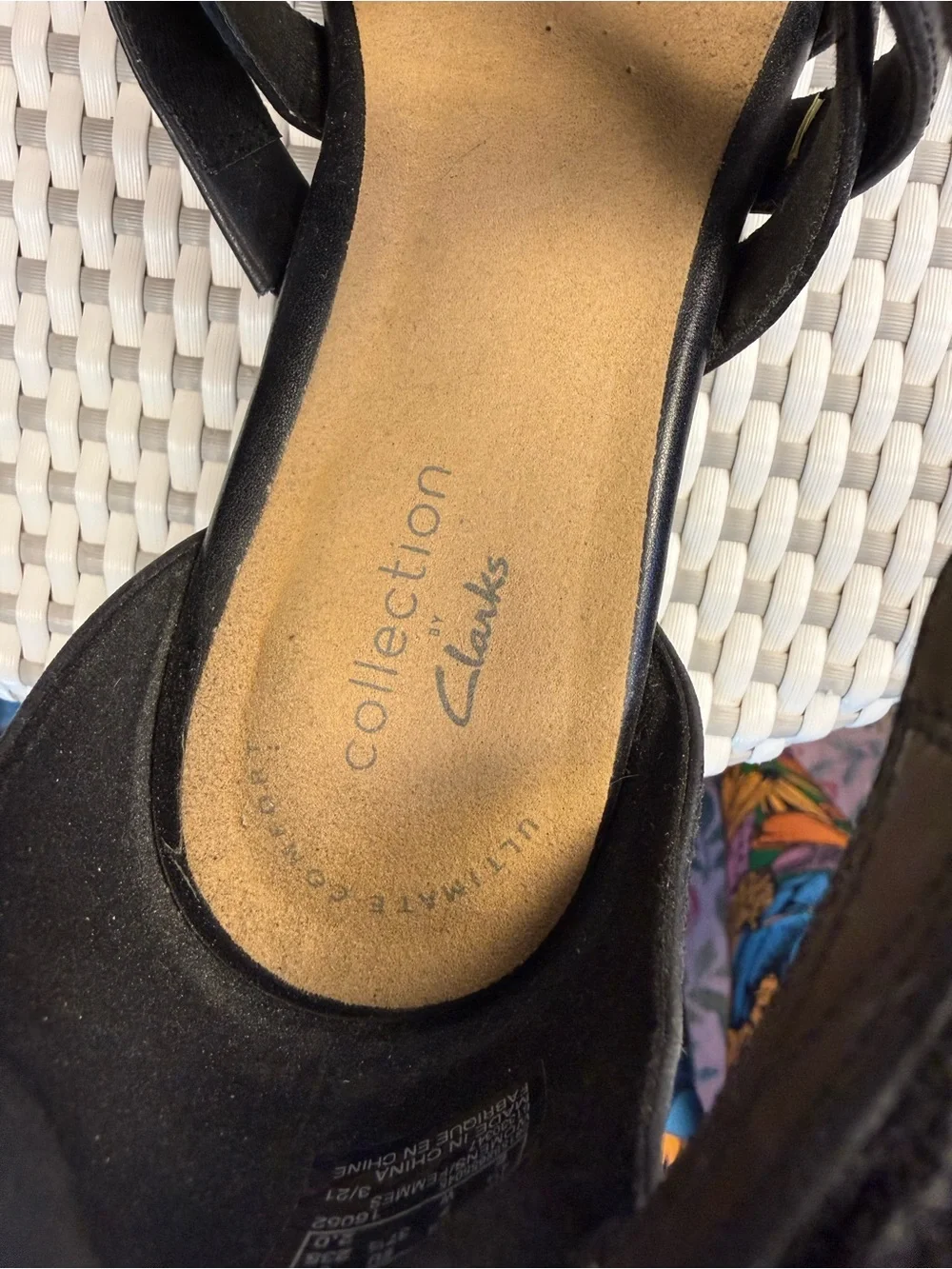Clarks Women’s Lorene Pop Heeled Strappy Sandal Black Leather Size 7‎